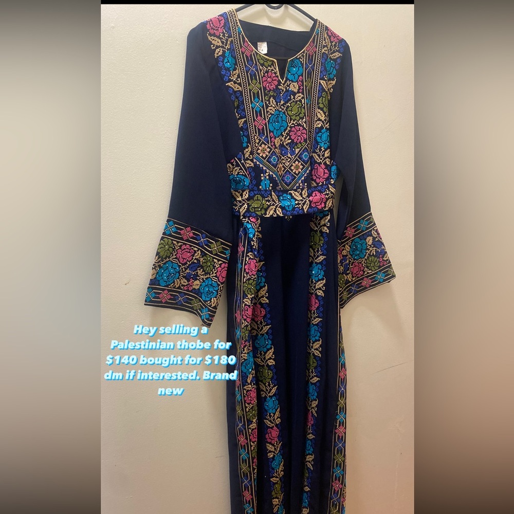 Palestinian thobe - Picture 2 of 2